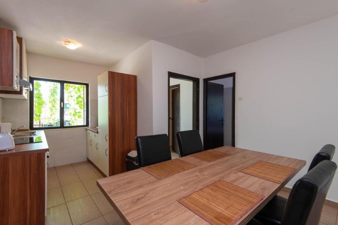 Apartments Ljiljana Orebić Extérieur photo
