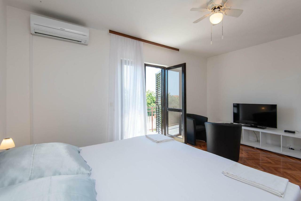 Apartments Ljiljana Orebić Extérieur photo